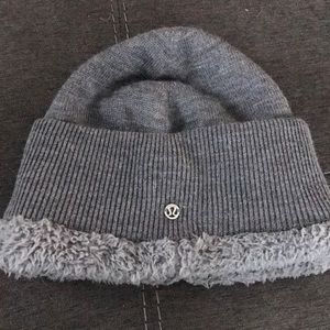 Lululemon winter hat